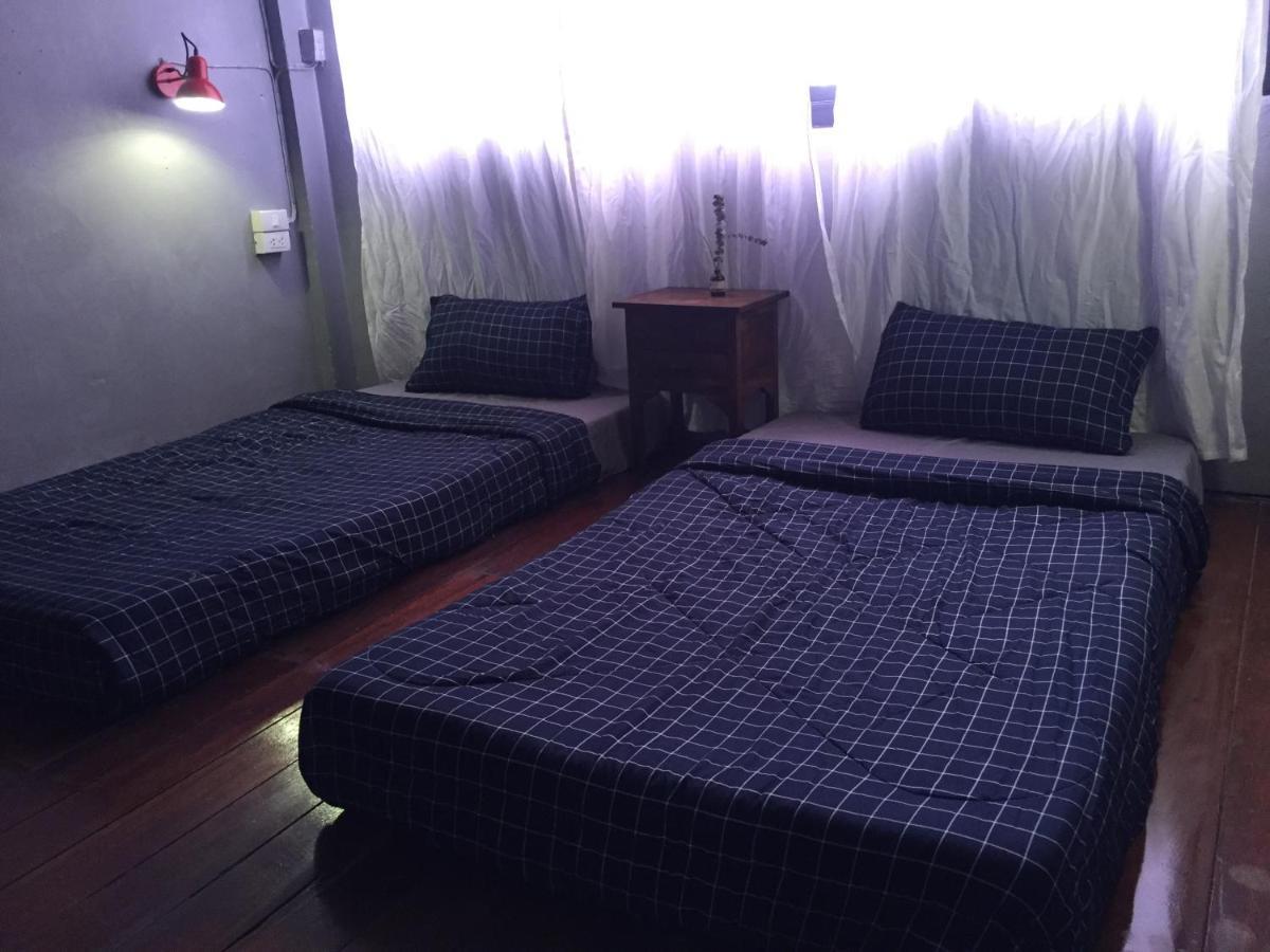 Hong Hostel Bangkok Exteriör bild